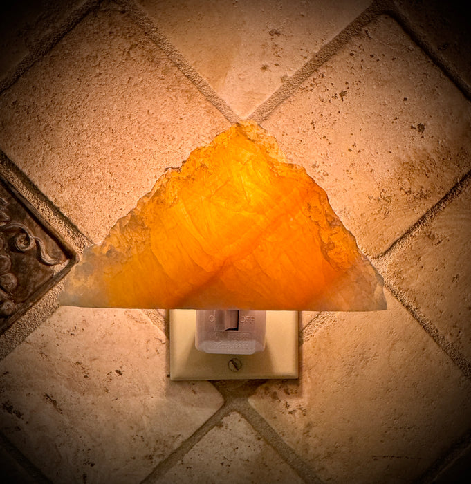 Mountain night light-onyx.
